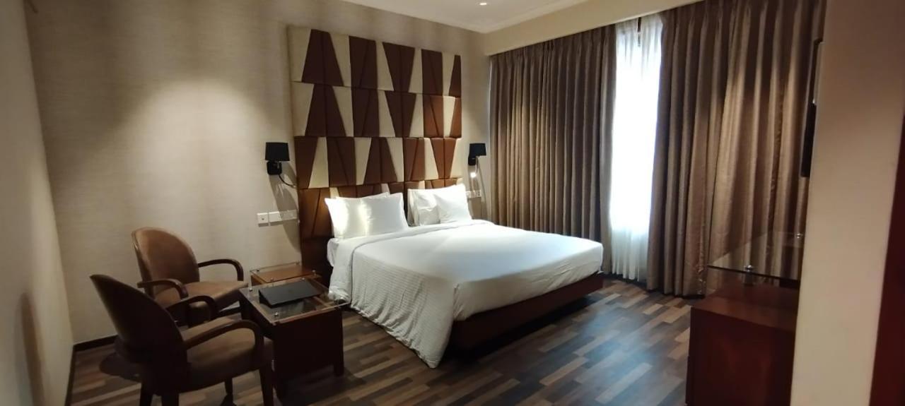 فندق Adiva Residency Beacon, Grant Road, مومباي المظهر الخارجي الصورة